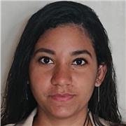 Licenciada en Química que brinda apoyo escolar especializado en materias de ciencias exactas, especialmente Química